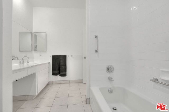 104 S Hayworth Avenue 104, Los Angeles, CA 90048