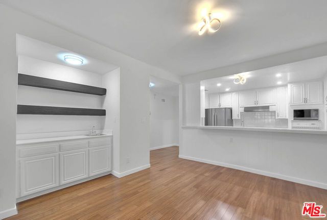 104 S Hayworth Avenue 104, Los Angeles, CA 90048