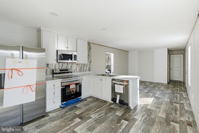 20 MARCIA MEMORIAL CIRCLE, Jackson, NJ 08527