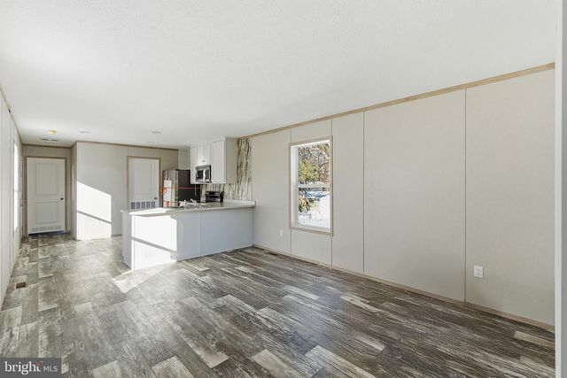 20 MARCIA MEMORIAL CIRCLE, Jackson, NJ 08527