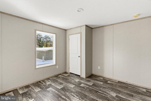 20 MARCIA MEMORIAL CIRCLE, Jackson, NJ 08527