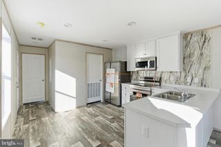 20 MARCIA MEMORIAL CIRCLE, Jackson, NJ 08527