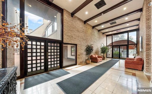 300 Gorge Road 57, Cliffside Park, NJ 07010