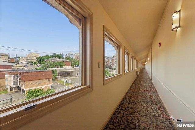 300 Gorge Road 57, Cliffside Park, NJ 07010