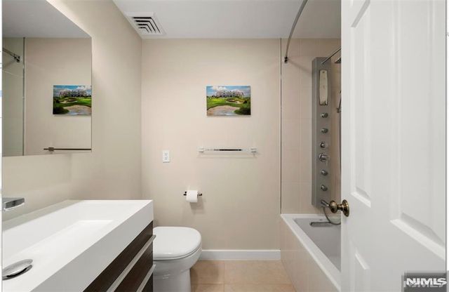 300 Gorge Road 57, Cliffside Park, NJ 07010
