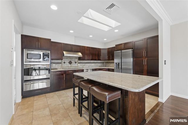 300 Gorge Road 57, Cliffside Park, NJ 07010