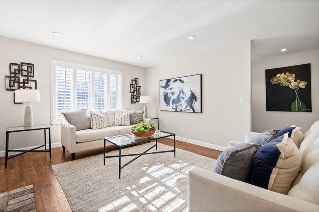 2114 Londonderry Ct, Walnut Creek, CA 94596