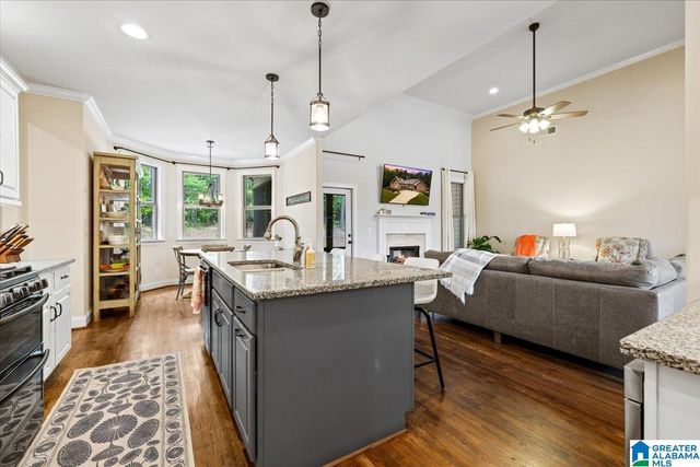 817 GREY OAKS COVE, Pelham, AL 35124