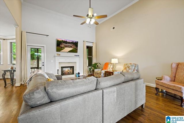 817 GREY OAKS COVE, Pelham, AL 35124