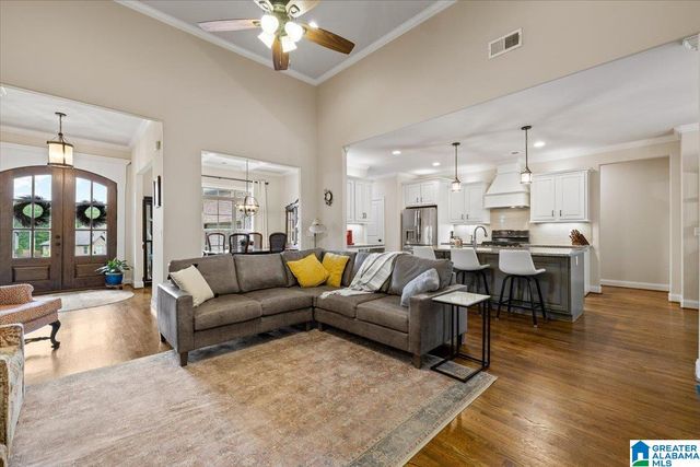 817 GREY OAKS COVE, Pelham, AL 35124