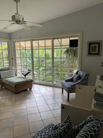 23805 SW 142nd Avenue, Miami, FL 33032