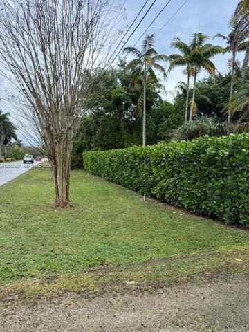23805 SW 142nd Avenue, Miami, FL 33032