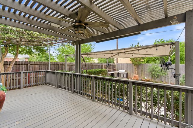 922 Desert Blf, San Antonio, TX 78258