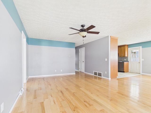 729 Elm Street, Barboursville, WV 25504
