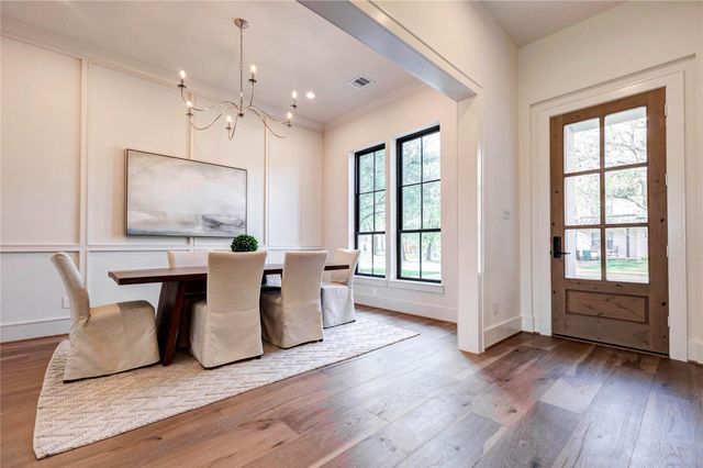 1241 Du Barry Lane, Houston, TX 77018