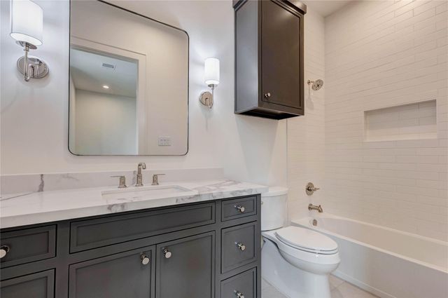 1241 Du Barry Lane, Houston, TX 77018