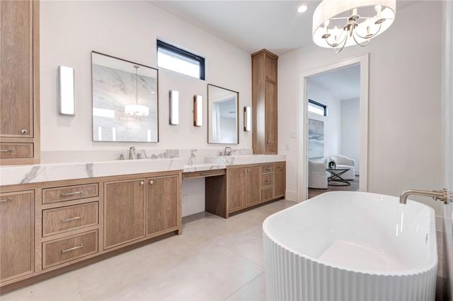 1241 Du Barry Lane, Houston, TX 77018