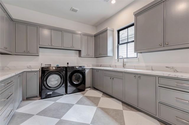 1241 Du Barry Lane, Houston, TX 77018