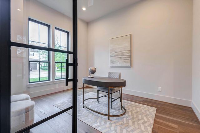 1241 Du Barry Lane, Houston, TX 77018