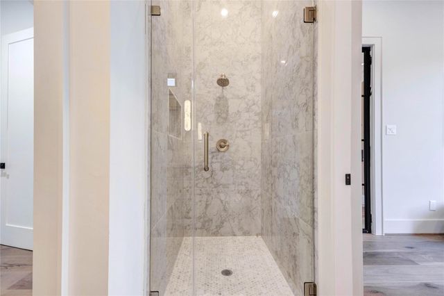 1241 Du Barry Lane, Houston, TX 77018