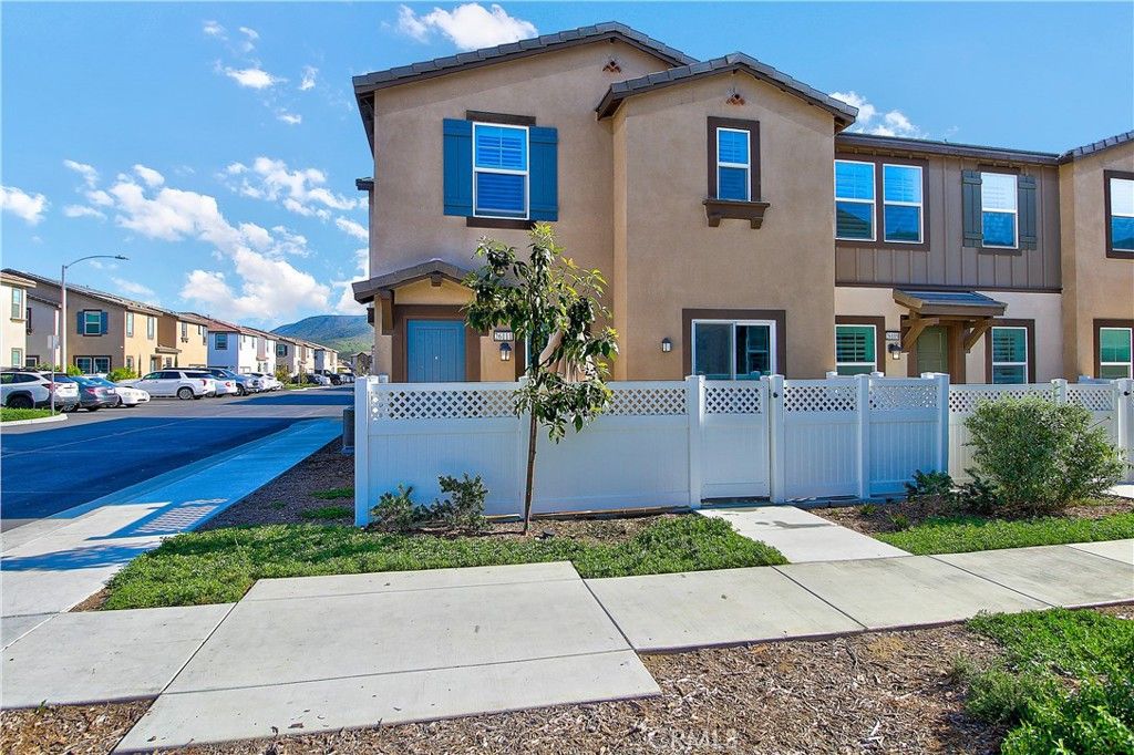 Image 3 of property listing at 34495 Agave Drive 26111, Winchester, CA 92596