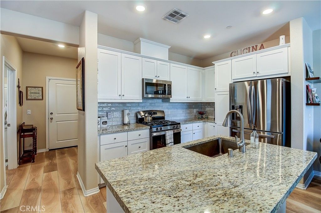 Image 8 of property listing at 34495 Agave Drive 26111, Winchester, CA 92596