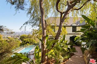 4818 Bonvue Avenue, Los Angeles, CA 90027