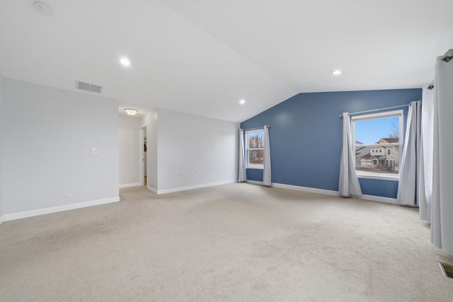 217 Sunbury Drive, St. Charles, IL 60175