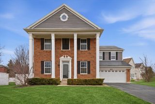 217 Sunbury Drive, St. Charles, IL 60175