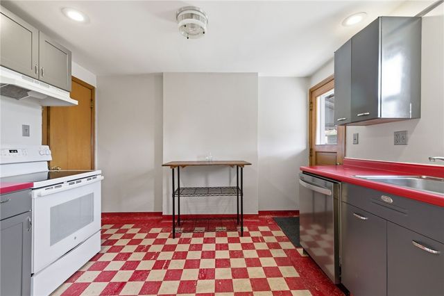 1134 Peermont Ave, Dormont, PA 15216