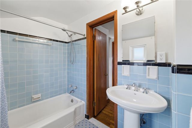 1134 Peermont Ave, Dormont, PA 15216
