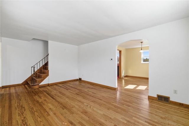 1134 Peermont Ave, Dormont, PA 15216