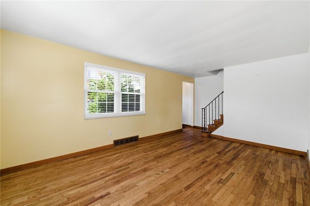 1134 Peermont Ave, Dormont, PA 15216