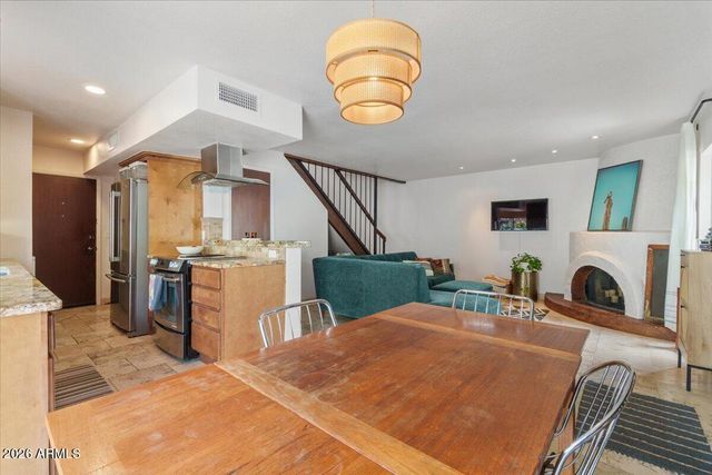 1820 E FRIER Drive 1, Phoenix, AZ 85020