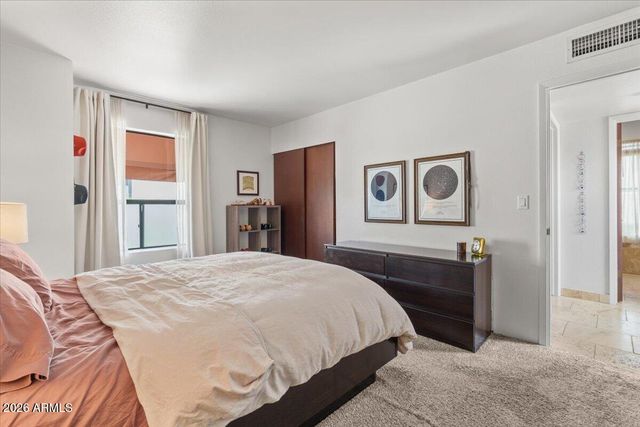 1820 E FRIER Drive 1, Phoenix, AZ 85020