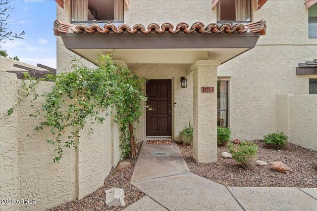 1820 E FRIER Drive 1, Phoenix, AZ 85020