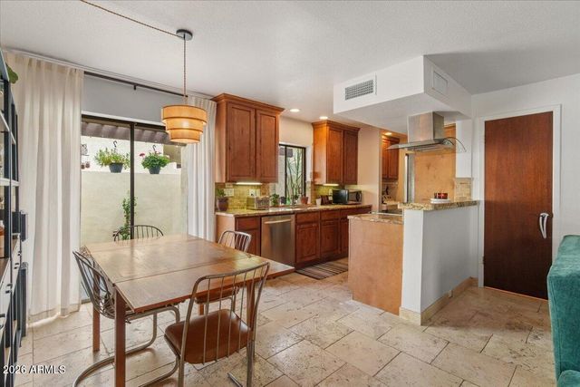 1820 E FRIER Drive 1, Phoenix, AZ 85020