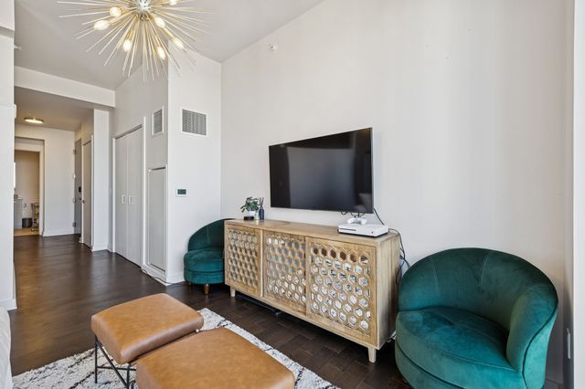 515 Church St Unit 3302, Nashville, TN 37219