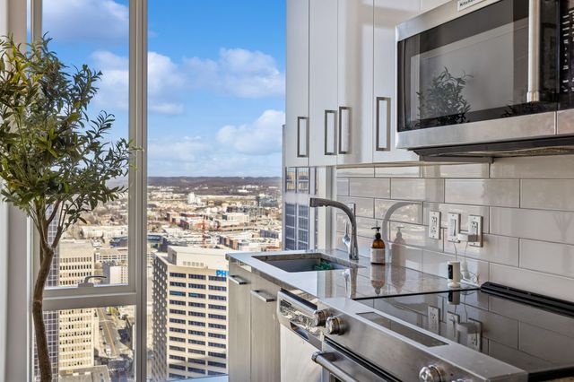 515 Church St Unit 3302, Nashville, TN 37219