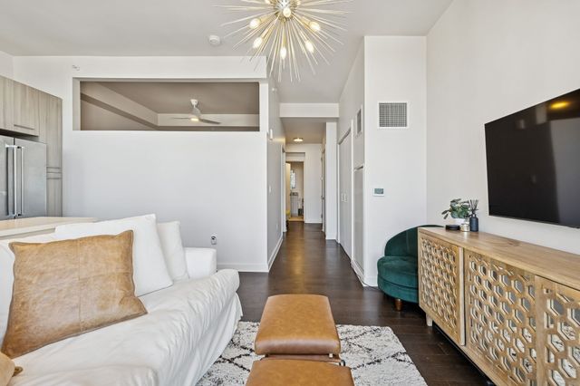 515 Church St Unit 3302, Nashville, TN 37219