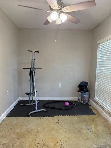 921 Francis Drive, Pasadena, TX 77506