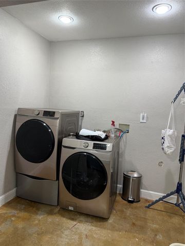 921 Francis Drive, Pasadena, TX 77506