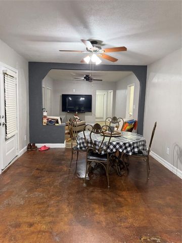 921 Francis Drive, Pasadena, TX 77506