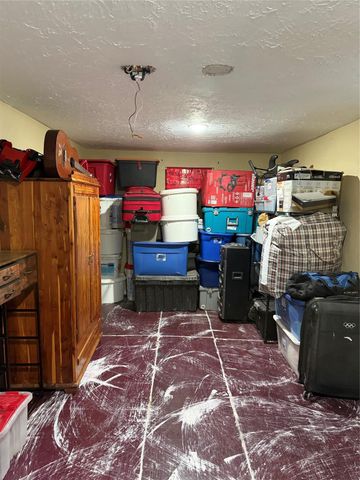 921 Francis Drive, Pasadena, TX 77506