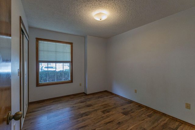 3814 W Harrison Street, Springfield, MO 65802