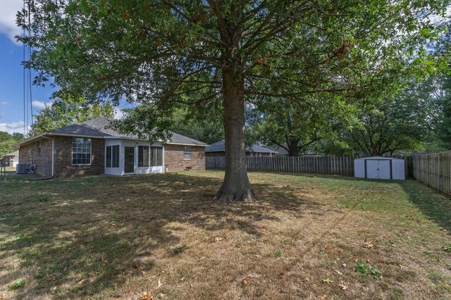 3814 W Harrison Street, Springfield, MO 65802