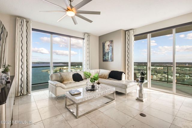 1431 RIVERPLACE Boulevard 1710, Jacksonville, FL 32207