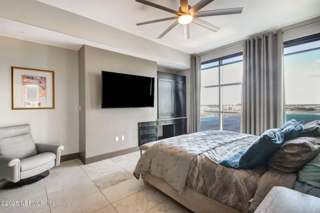 1431 RIVERPLACE Boulevard 1710, Jacksonville, FL 32207