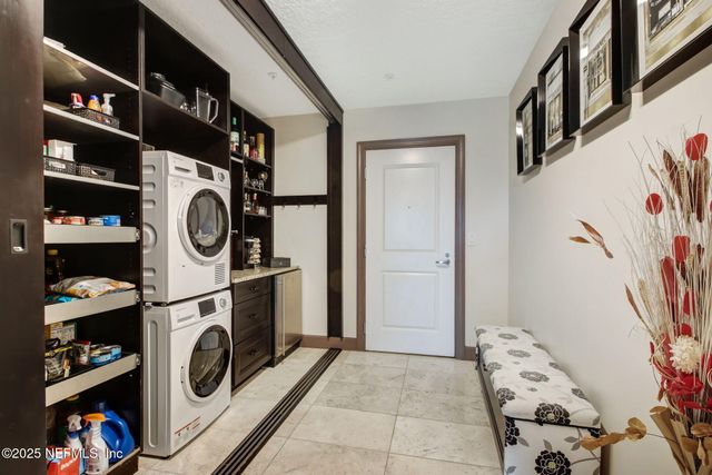 1431 RIVERPLACE Boulevard 1710, Jacksonville, FL 32207