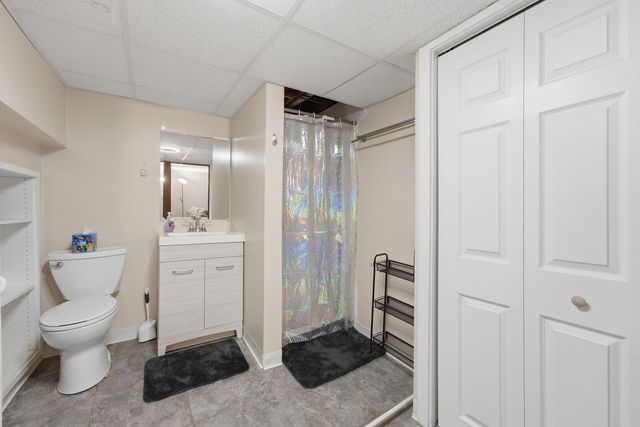 3446 Pleasant Drive, Bettendorf, IA 52722